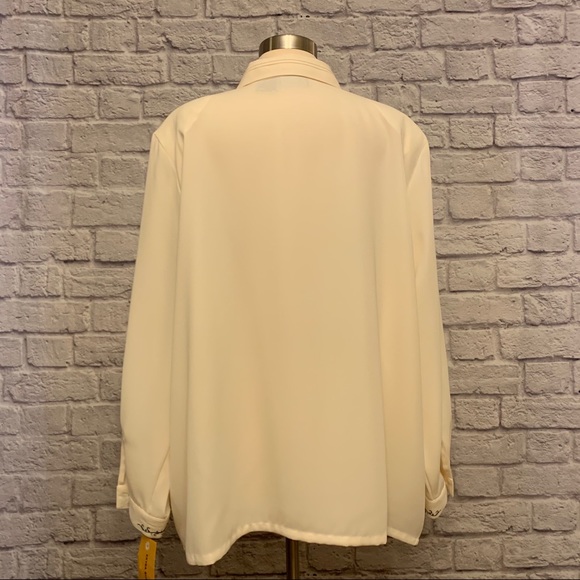 NWT Napa Studio Blouse w/Embroidery & Beads - Picture 3 of 10